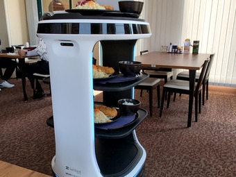 配膳ロボット 千葉 ラ・ヴィスタゴルフリゾート ラビスタ ゴルフ飯