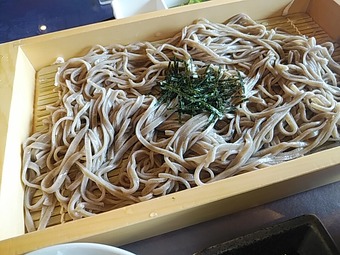 オークヒルズカントリークラブ 千葉 昼飯 蕎麦