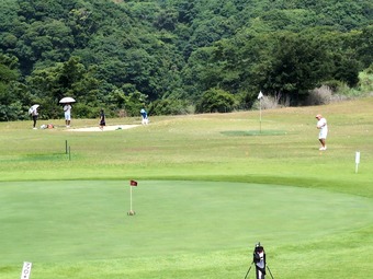 練習場 鴨川カントリークラブ昼飯付き激安プラン アコーディア