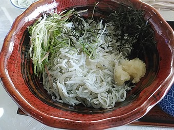 若洲ゴルフリンクス ランチ釜揚げしらす丼とせいろ蕎麦