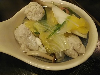 浅草だっちゃ 佐渡地酒 トビウオすり身のつみれ鍋
