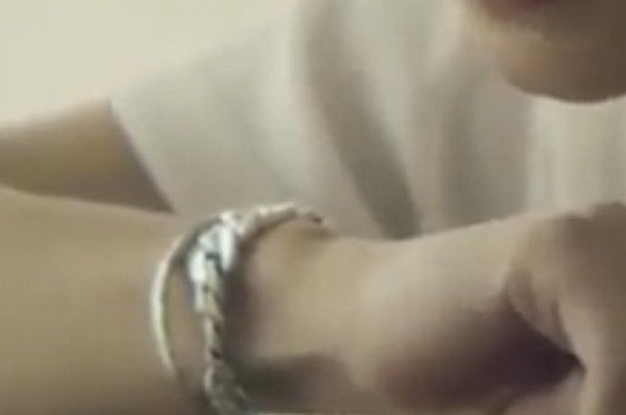 山田涼介 着用Tiffany & Co. ハードウェア ラージ ブレスレット