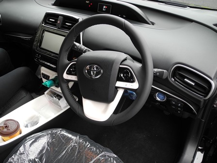 新型プリウス ハンドル付近からの異音 Jo6ehm 熊本