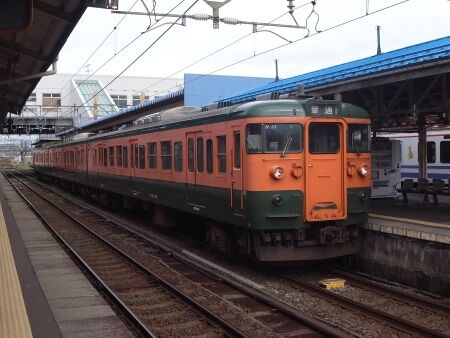 切り欠きホームの有る駅(その11) : 続・常武鉄道建設記