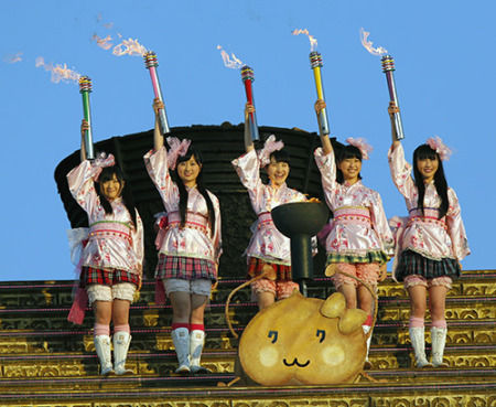 ももいろクローバーZ「ももクロ春の一大事2014 国立競技場大会 ～NEVER