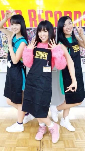 Gacharic Spin ガチャっとbest リリースイベント トーク 特典サイン入りクリアファイルお渡し会 メンバーと4ショットチェキ撮影会 タワレコ吉祥寺レポート Joe S Rock N Roll Life