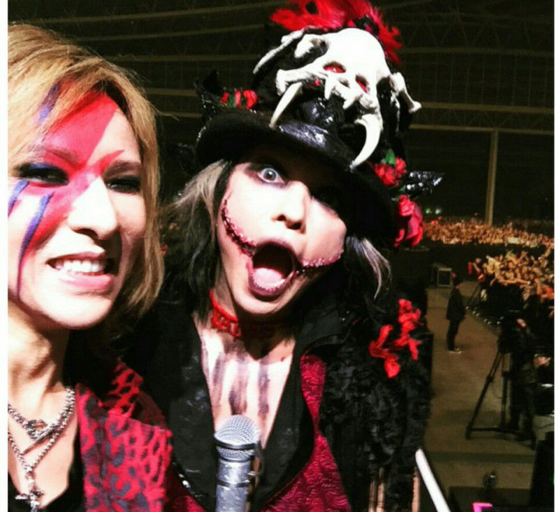 VAMPS主宰＜HALLOWEEN PARTY＞、YOSHIKI×HYDEのコラボ再び : joe's