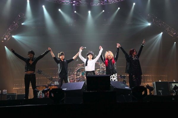 LUNACY『黒服限定GIG ～the Holy Night～』東京SET LIST : joe's Rock