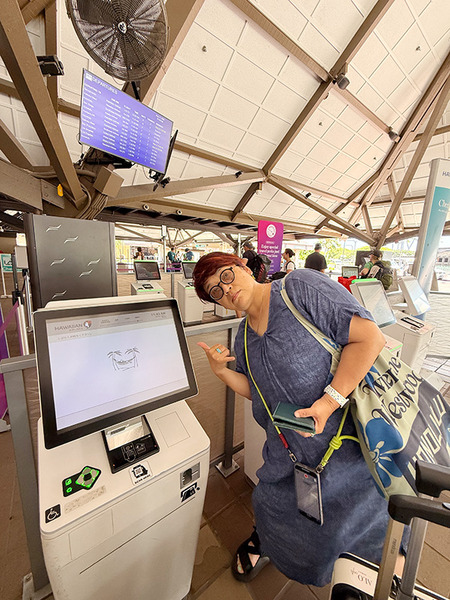 コナ空港からホノルル空港へ移動 02