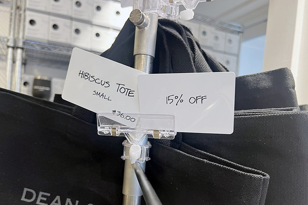 ディーン&デルーカのパイナップルトートがSALE中 5