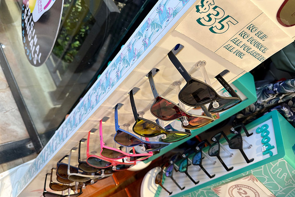 レアレアマーケットのサングラス 3