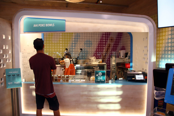 ホールフーズクイーン店2−2