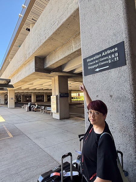 ホノルルからコナへ 02