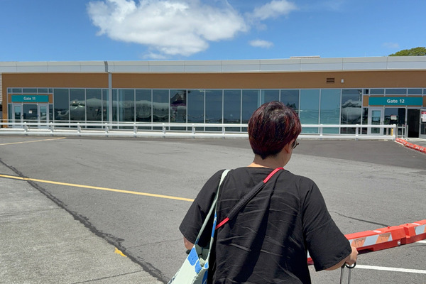 ホノルルからコナへ 09