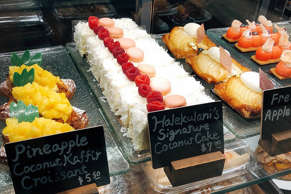 ハレクラニベーカリーの美味しいパンとケーキを全部見せます 17