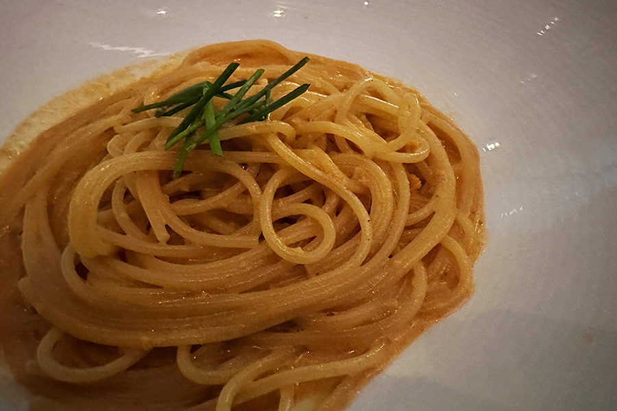 ウニパスタ様 対決！ハワイであのウニパスタを食べてみたら・・・ ワイキキの大人気
