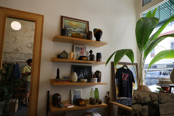 チャイナタウンの最高の古着屋さん 3