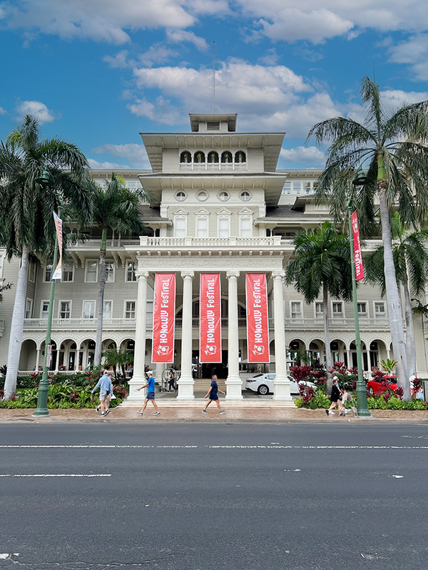 穴場です！ 泊まっていなくても楽しめる、モアナサーフライダーホテル