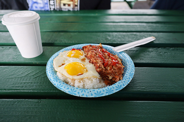 カネオヘボートハーバーのデリで朝食 7