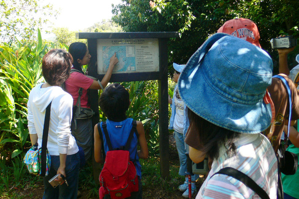 アロハアイナエコツアーズ小野カイルさん支援 1