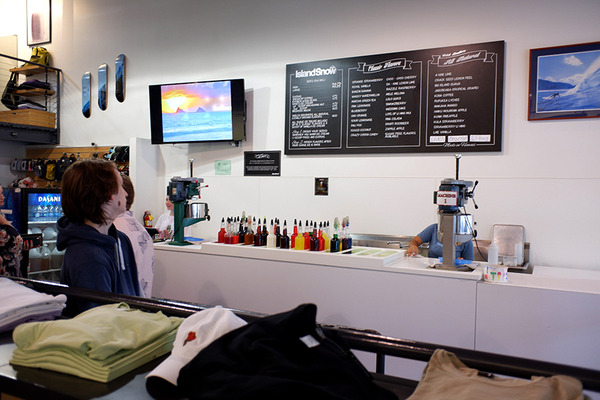 ISLANDSNOWxSTUSSYHAWAII kailua 8