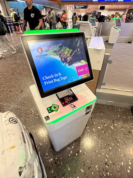 ホノルルからコナへ 03