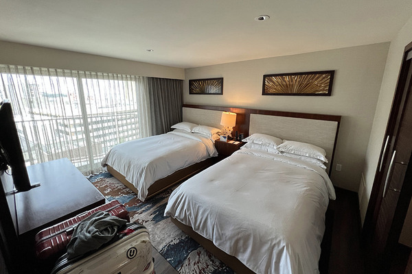 ホクラニワイキキRoom1404 04
