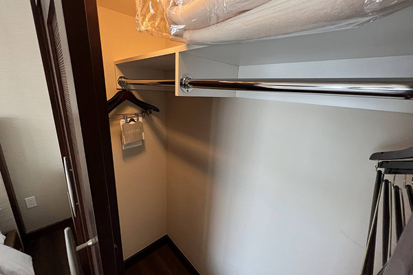 ホクラニワイキキRoom1404 06