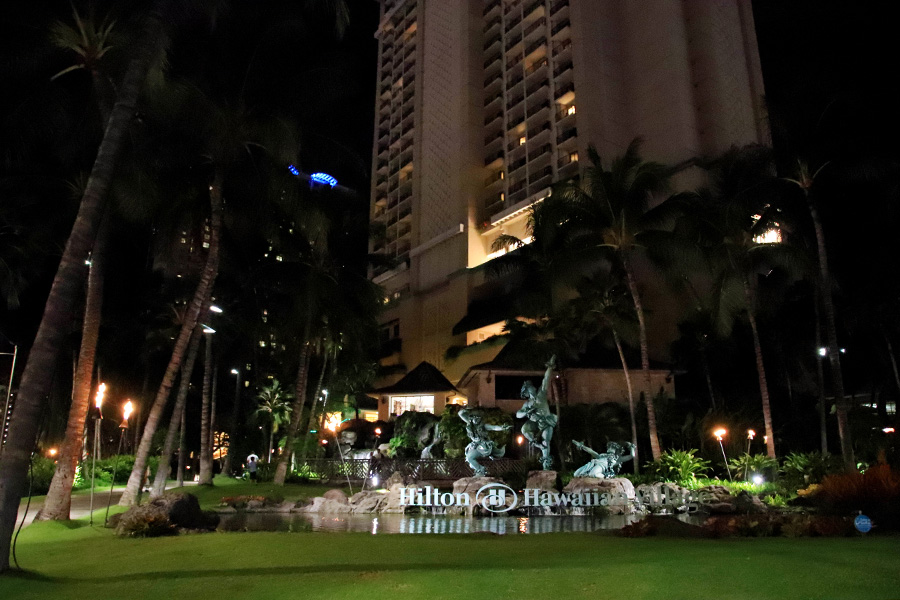 オアフ島の西 コオリナ近くのカポレイにあるショッピングモールのカマカナアリイ近くにはヒルトンが２軒もあったんか 一日 一ハワイ ハワイブログ