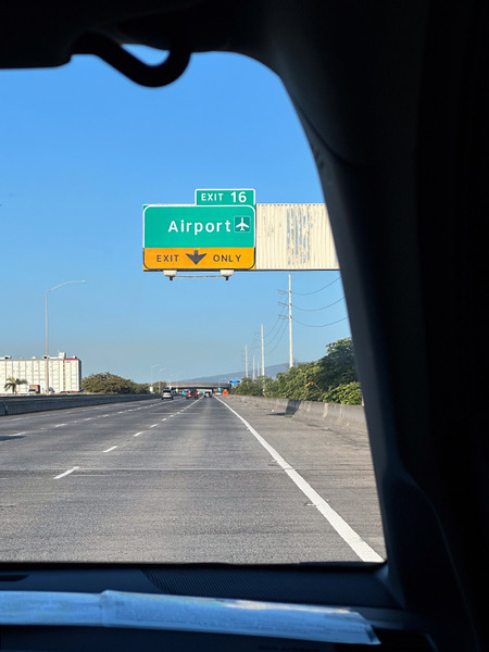 帰国日ホノルル空港へ 05