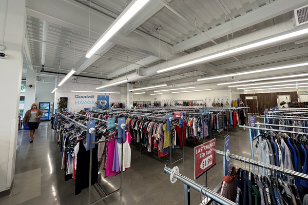 kaimuki goodwill hawaii 3