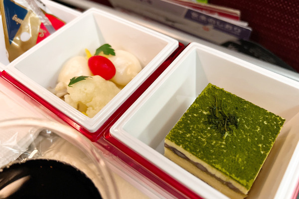 羽田発ホノルル行きJAL8782便 7