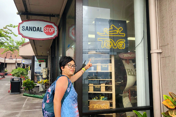 Teva 歩きやすい オシャレサンダル 1