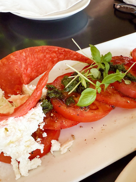 cafe pesto hilo bay 3