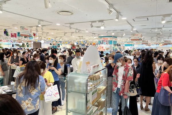 うめだ阪急ハワイフェア 1
