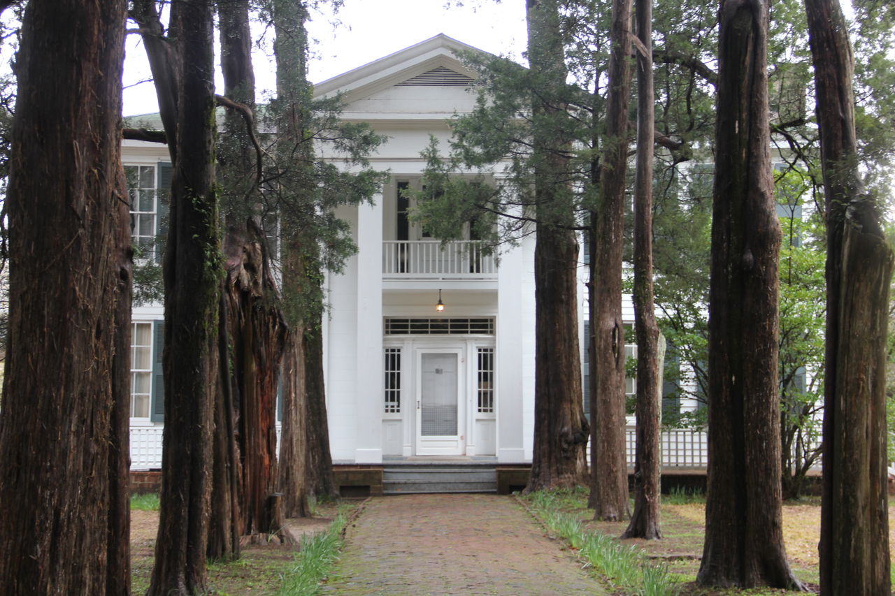 Rowan Oak ウィリアムフォークナー ノーベル文学賞作家 の家 Perla Di Yukiko By ユークルチェ Joekeltje Rowan Oak ウィリアムフォークナー ノーベル文学賞作家 の家 Perla Di Yukiko By ユークルチェ Joekeltje