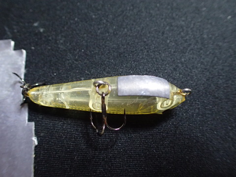 P2112558