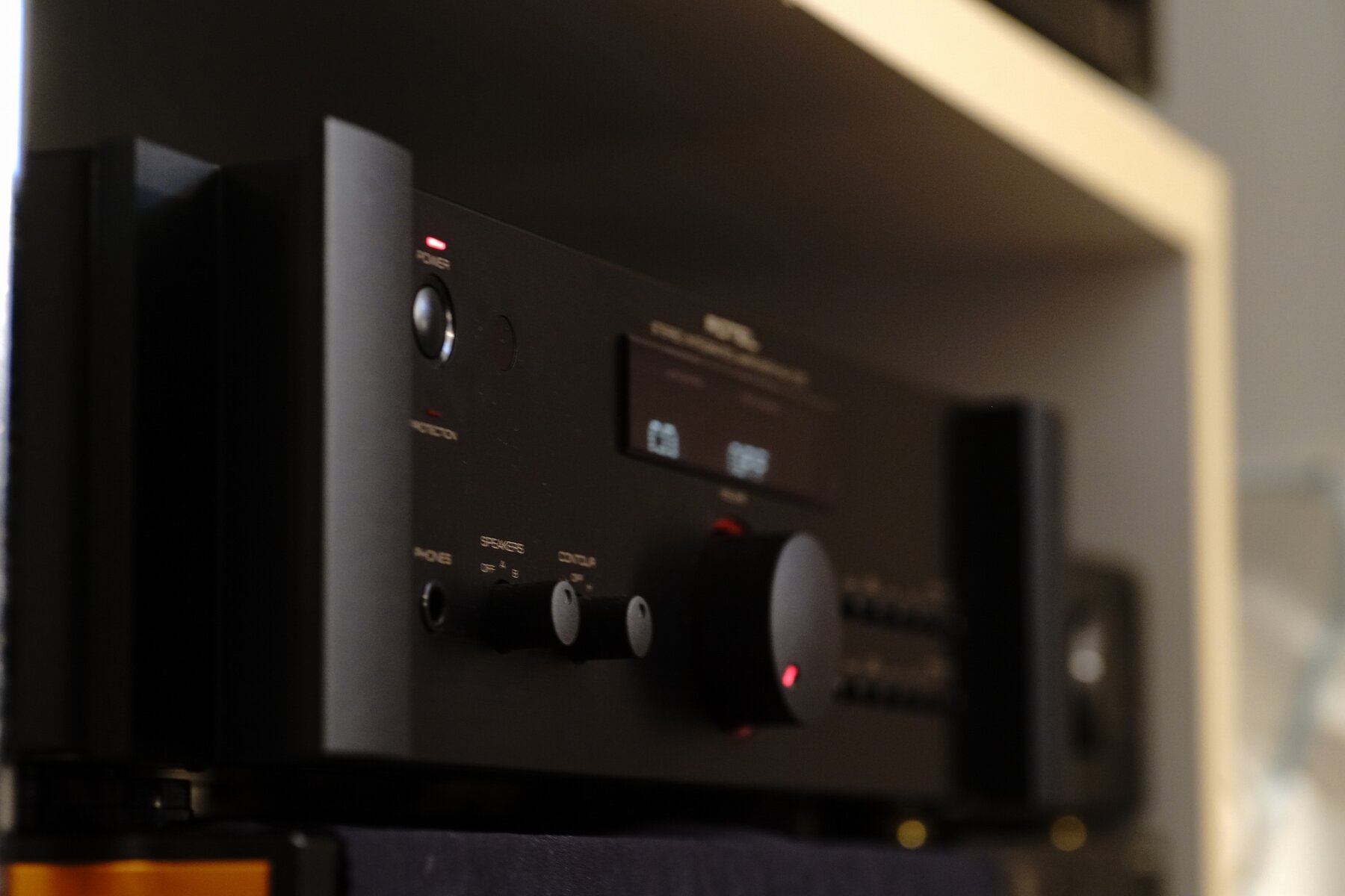 ROTEL RA-1070 G tune改 : On Age Audio ROTEL RA-1070 G tune改 : On Age Audio