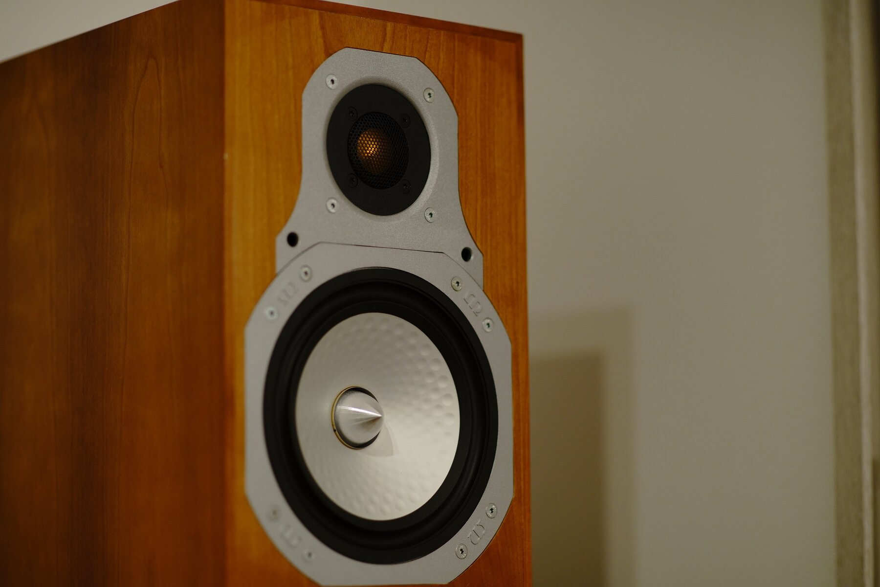 Monitor Audio Gold Reference10 : On Age Audio Monitor Audio Gold Reference10 : On Age Audio
