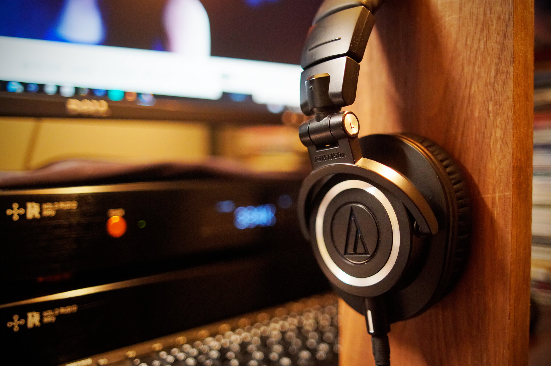 Audio Techinica ATH-M50x : On Age Audio Audio Techinica ATH-M50x : On Age Audio