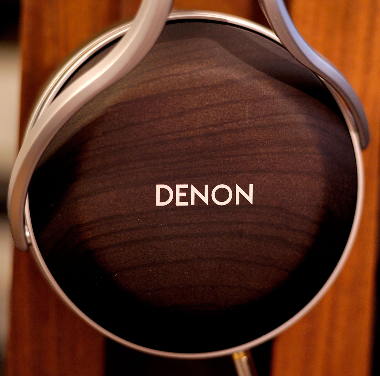 DENON AH-D5200 : On Age Audio DENON AH-D5200 : On Age Audio