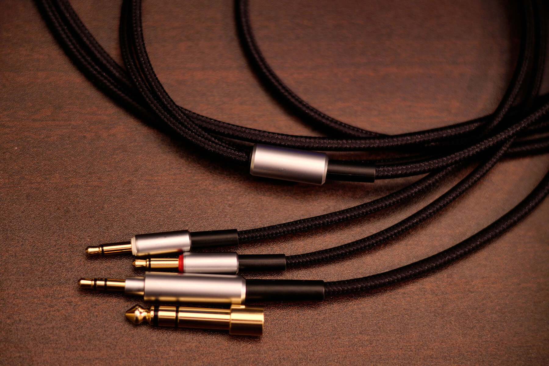 DENON AH-D5200 : On Age Audio