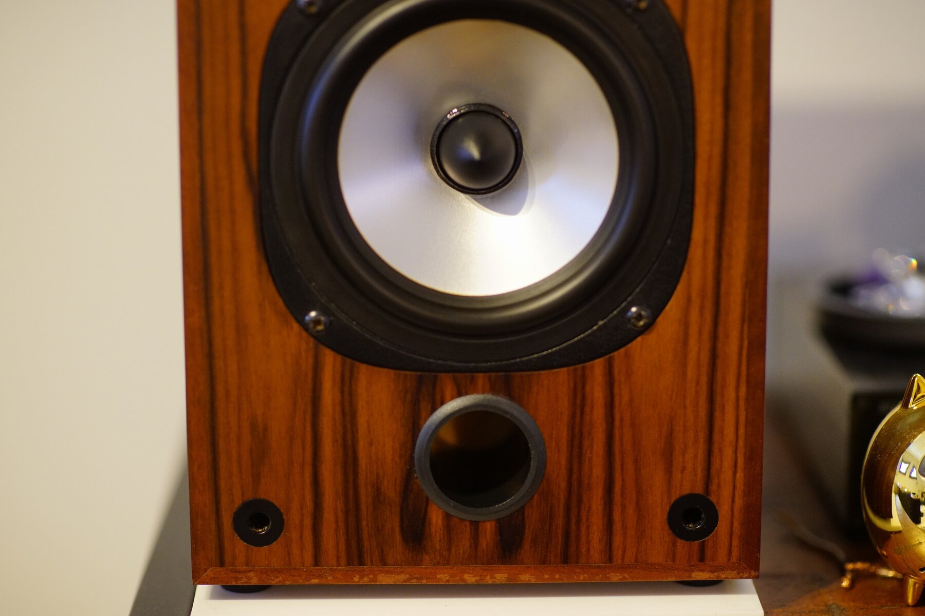 Monitor Audio Studio 5 II : On Age Audio