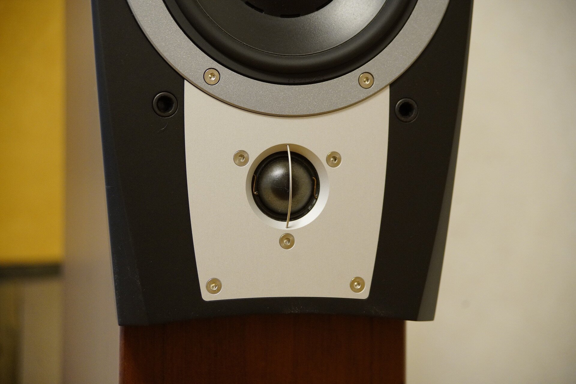Dynaudio Confidence C1 II 試聴/測定記 : On Age Audio Dynaudio Confidence C1 II 試聴/測定記 : On Age Audio