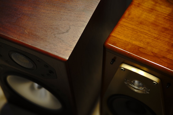 Victor と Monitor Audioを比較する : On Age Audio