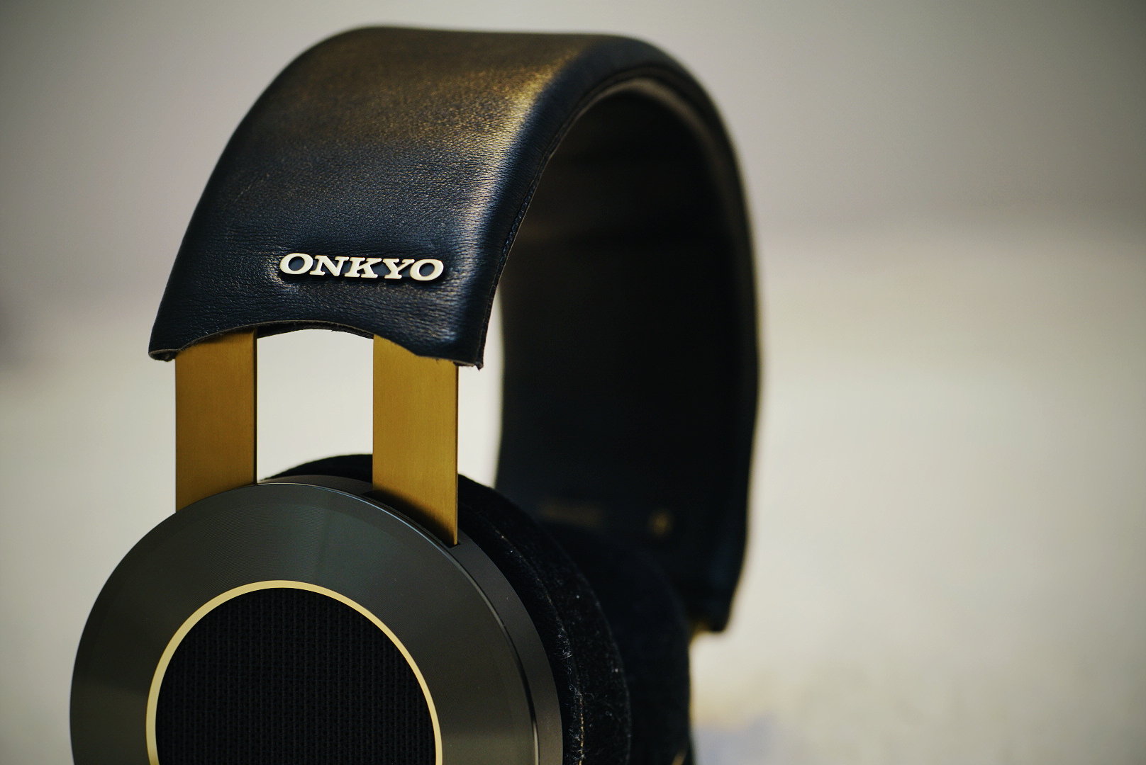 ONKYO A800 : On Age Audio