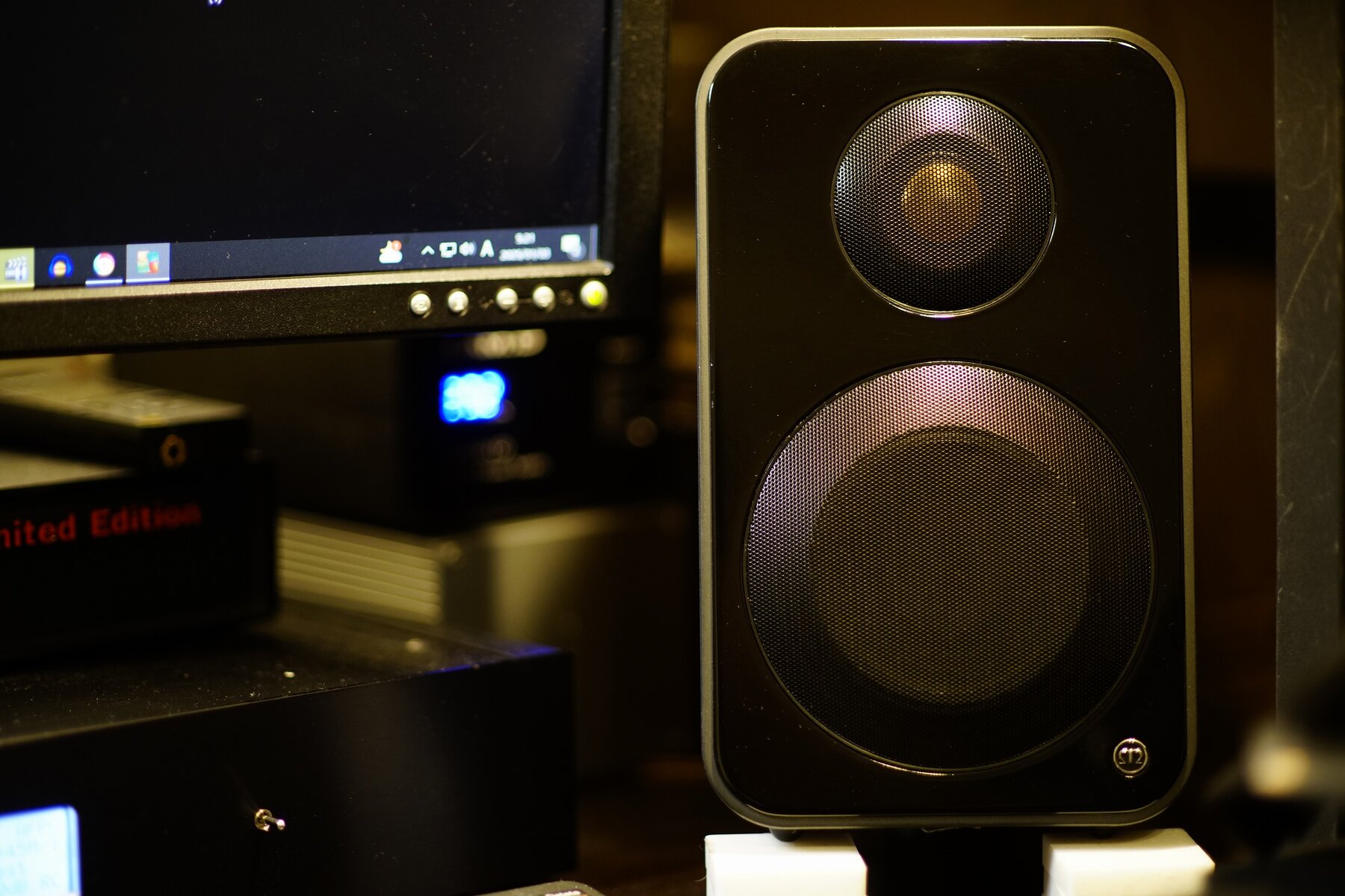 Monitor Audio Vector V10 : On Age Audio Monitor Audio Vector V10 : On Age Audio