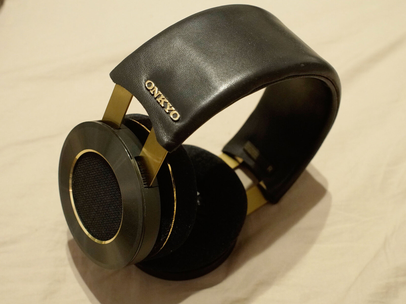 Audio Technica ATH-ADX5000 : On Age Audio Audio Technica ATH-ADX5000 : On Age Audio