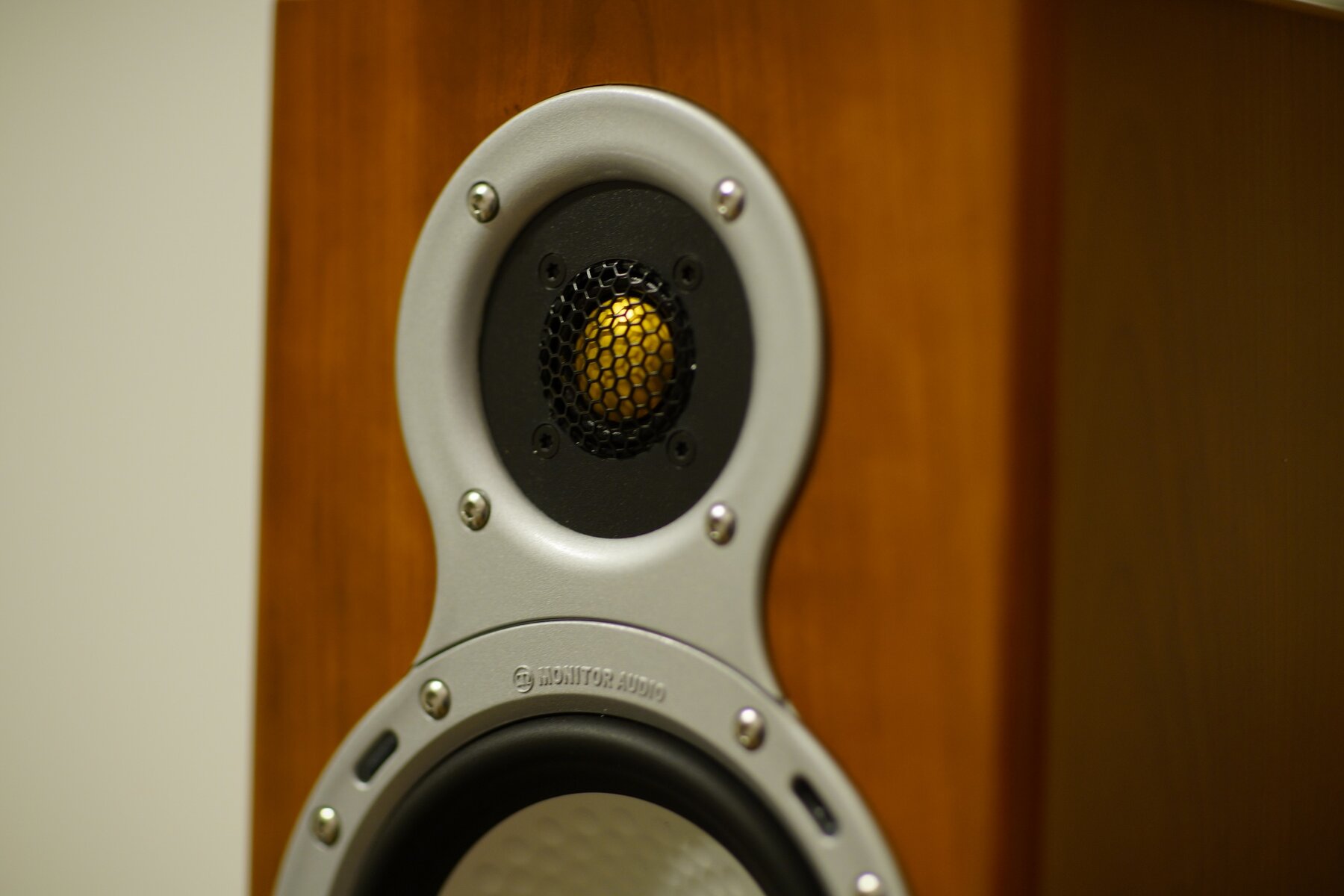 Monitor Audio Gold Signature 10 : On Age Audio