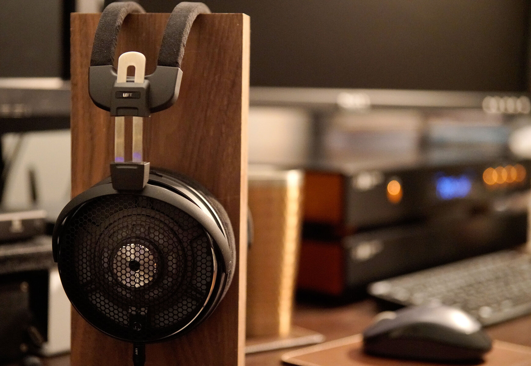 Audio Technica ATH-ADX5000 : On Age Audio Audio Technica ATH-ADX5000 : On Age Audio